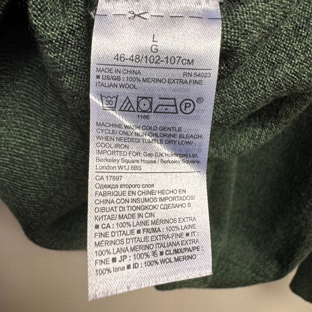 Banana Republic Baruffa Men Green 100% Fine Merino Italian Wool V-Neck Sweater L